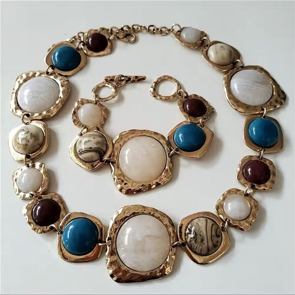 Vintage Inspired Multi-Stone Necklace Bracelet Set - Picture 5 of 14